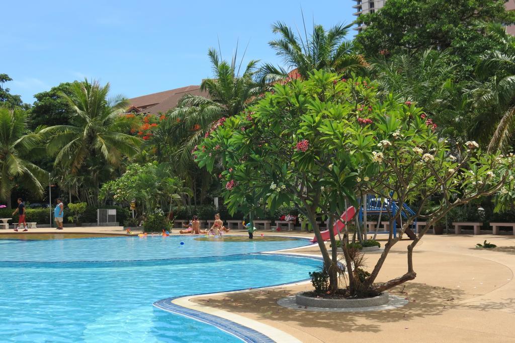 View Talay 1B Residence Pattaya Luaran gambar