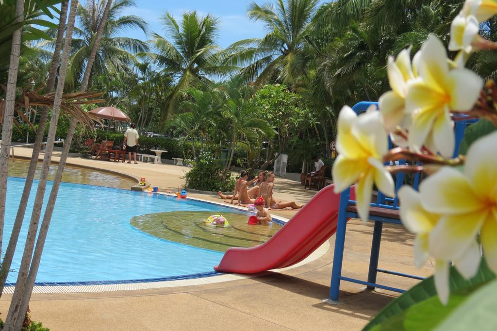 View Talay 1B Residence Pattaya Luaran gambar