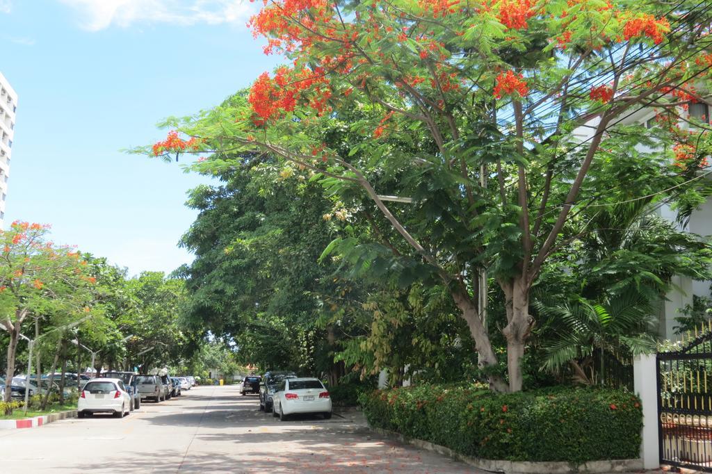 View Talay 1B Residence Pattaya Luaran gambar
