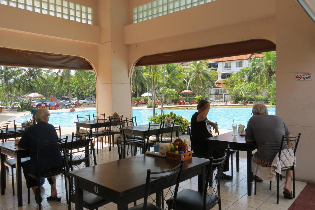 View Talay 1B Residence Pattaya Luaran gambar